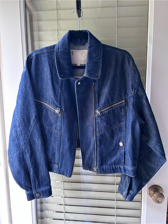 Anthropologie Pilcro Jackets & Blazers - NWT Anthropologie Pilcro Blue Soft Denim Zip Up Jacket with Pockets. Size S.